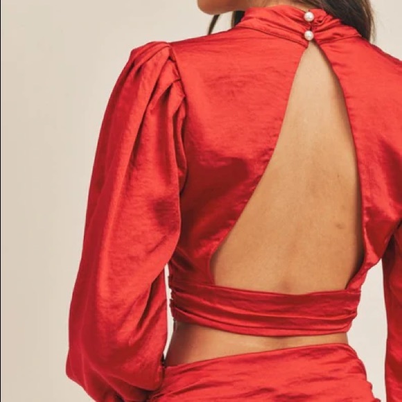 Red Satin Puff Sleeve Top & Skirt Set - Picture 2 of 9